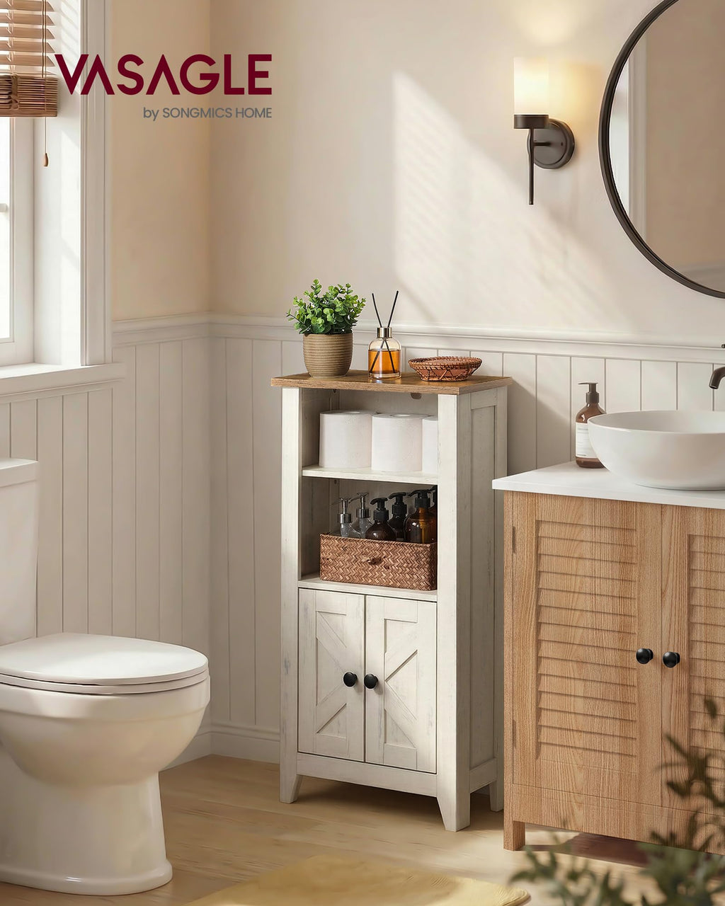 Farmhouse Storage Cabinet with 2 Barn Doors E59204