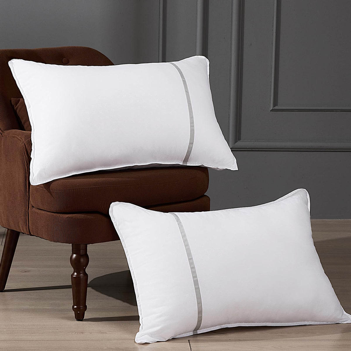 Queen Size Set of 2 Medium Firm Down Alternative Bed Pillows V751