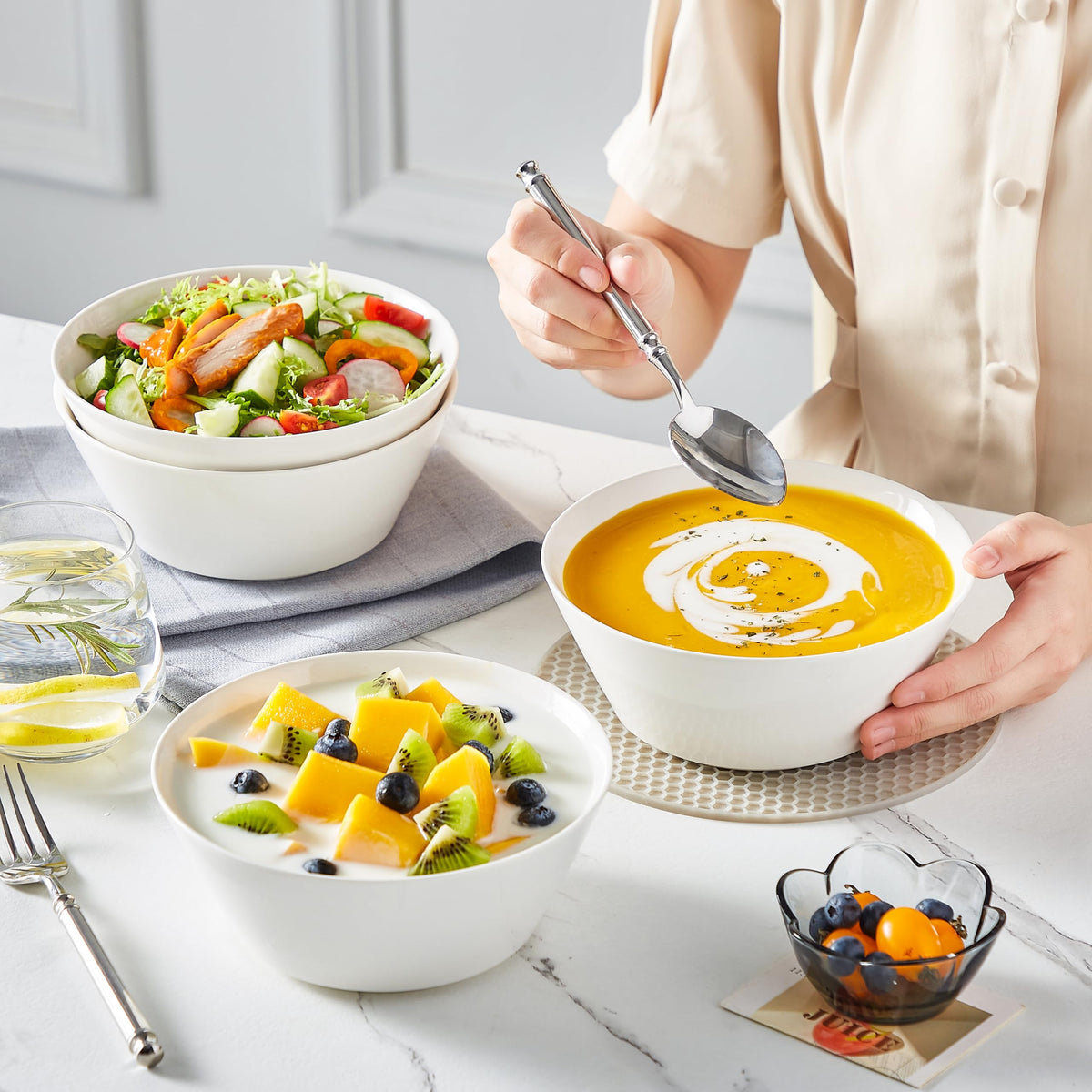 35 OZ Soup Bowls, 48 OZ Pasta Bowls X8723